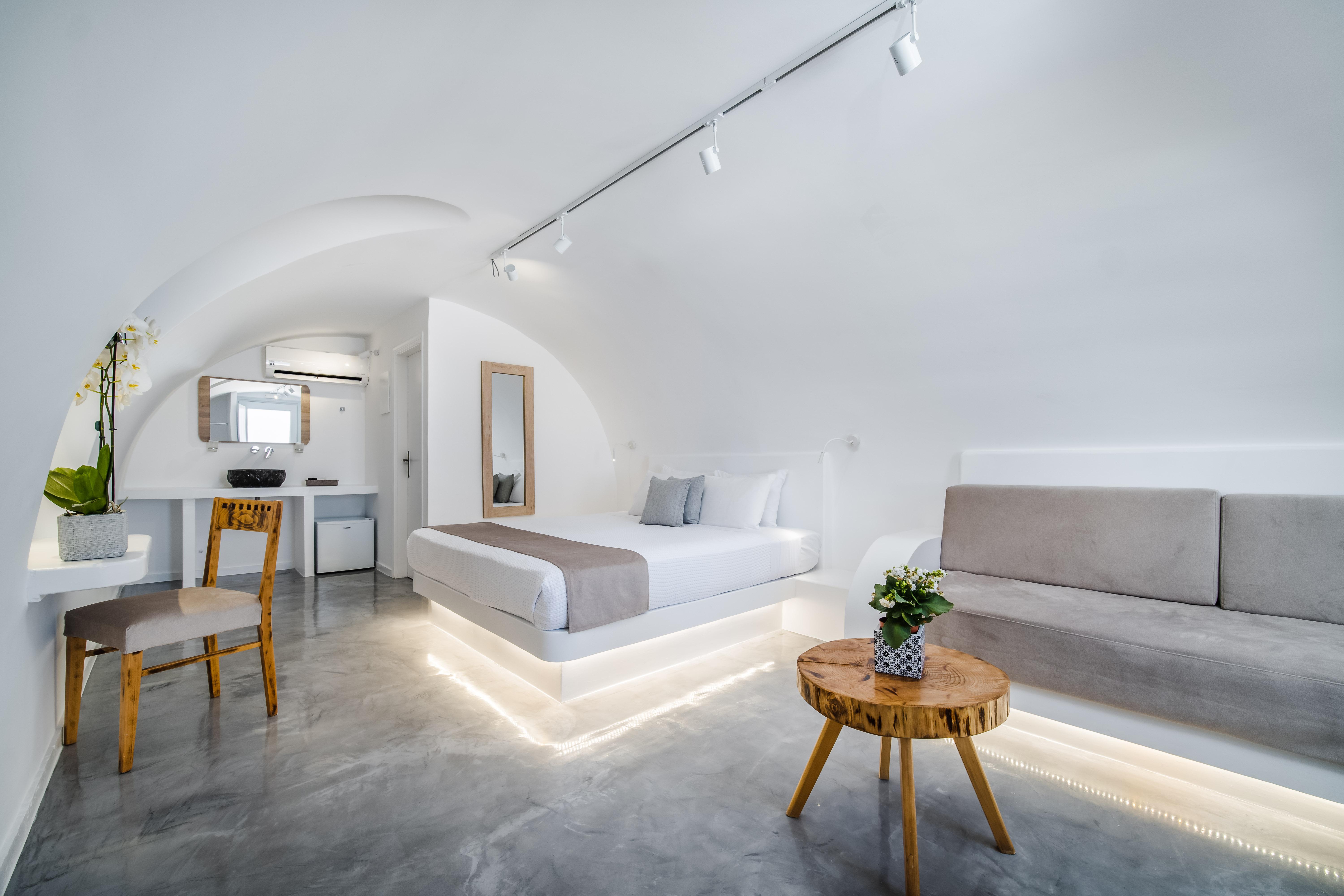 Serenita Luxury Suites Akrotírion Exteriör bild