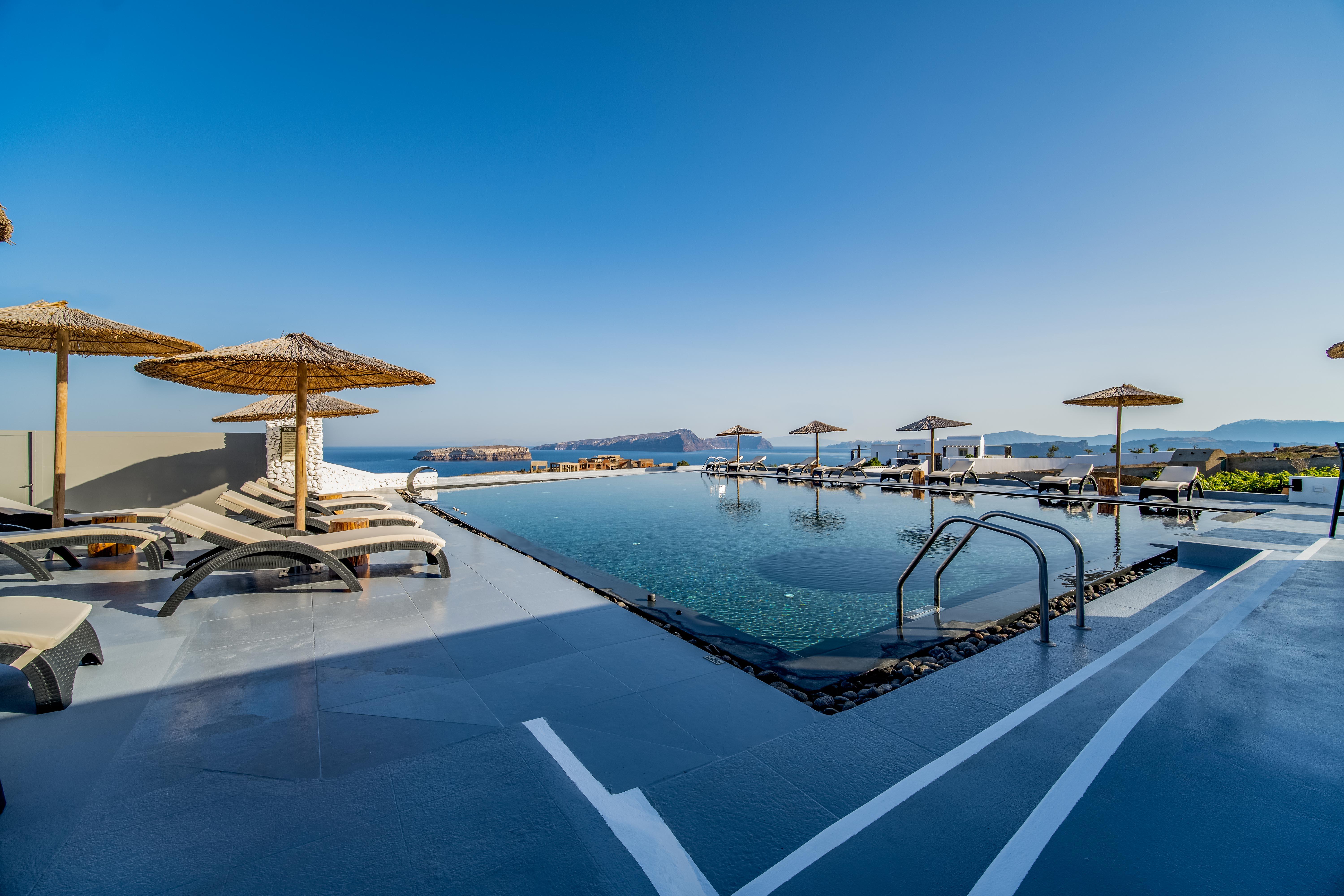 Serenita Luxury Suites Akrotírion Exteriör bild
