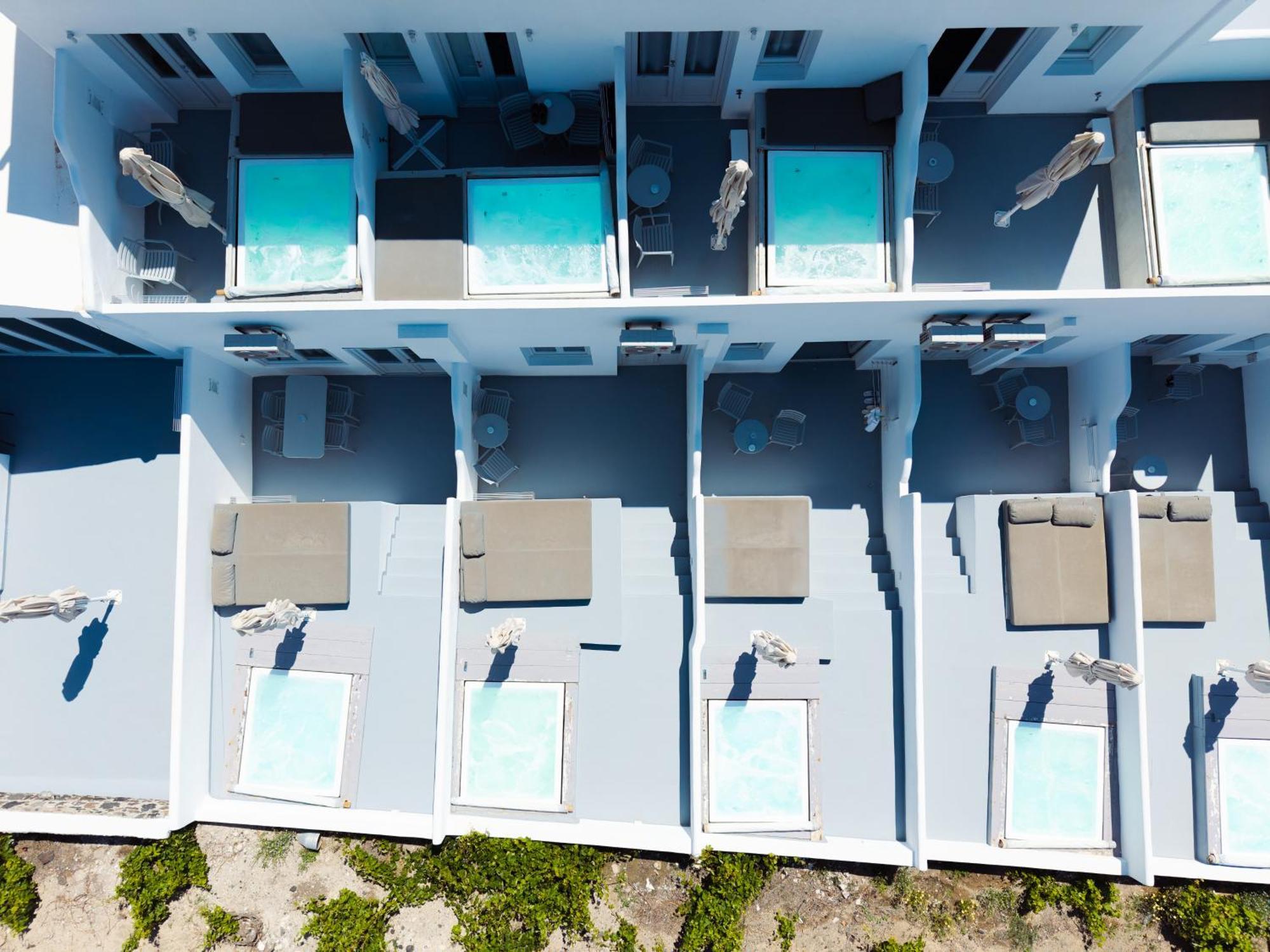 Serenita Luxury Suites Akrotírion Exteriör bild